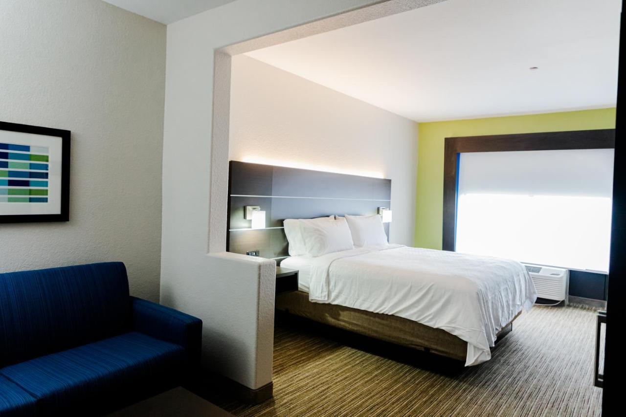Holiday Inn Express Hotel & Suites Greenville By Ihg Exterior photo
