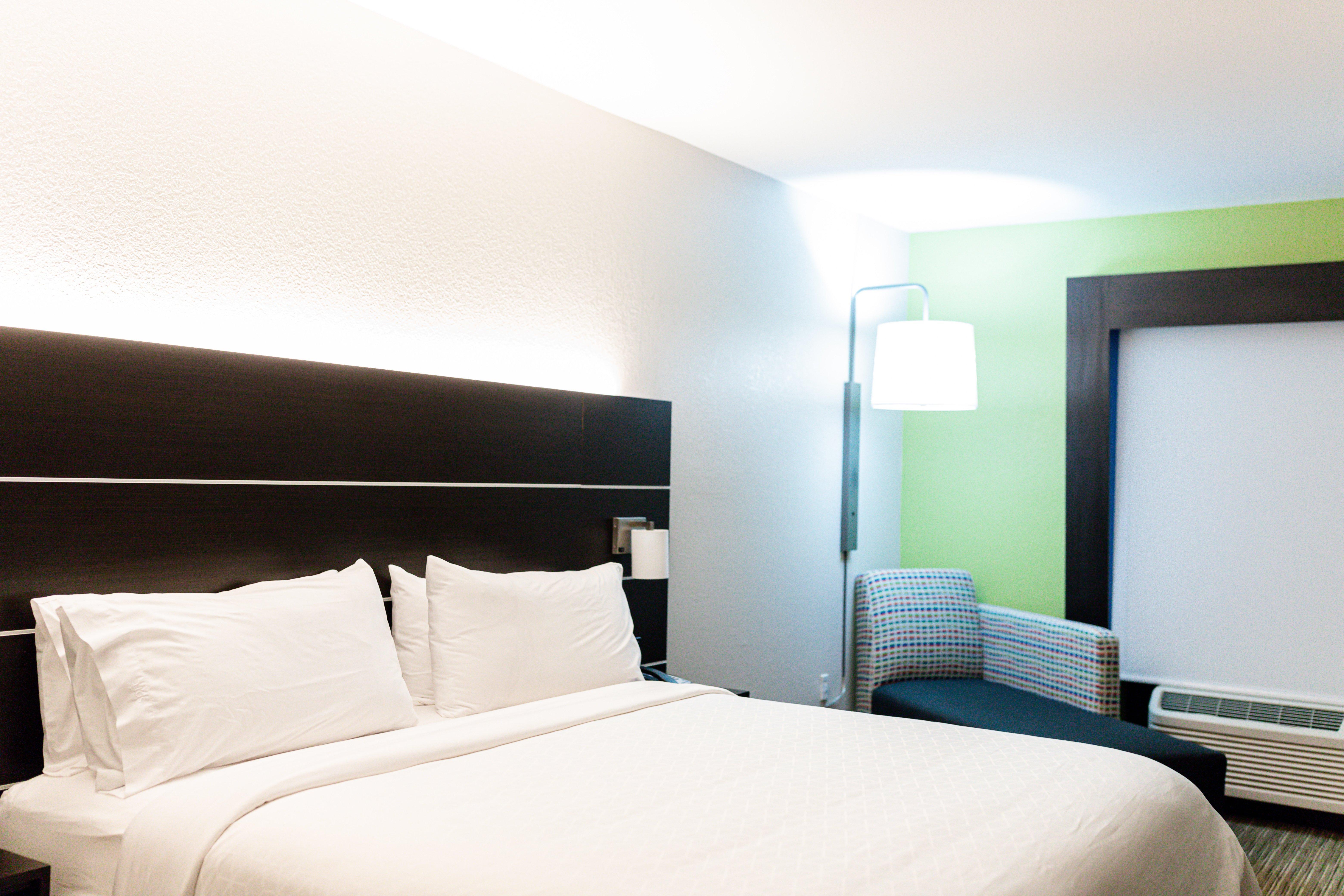 Holiday Inn Express Hotel & Suites Greenville By Ihg Exterior photo