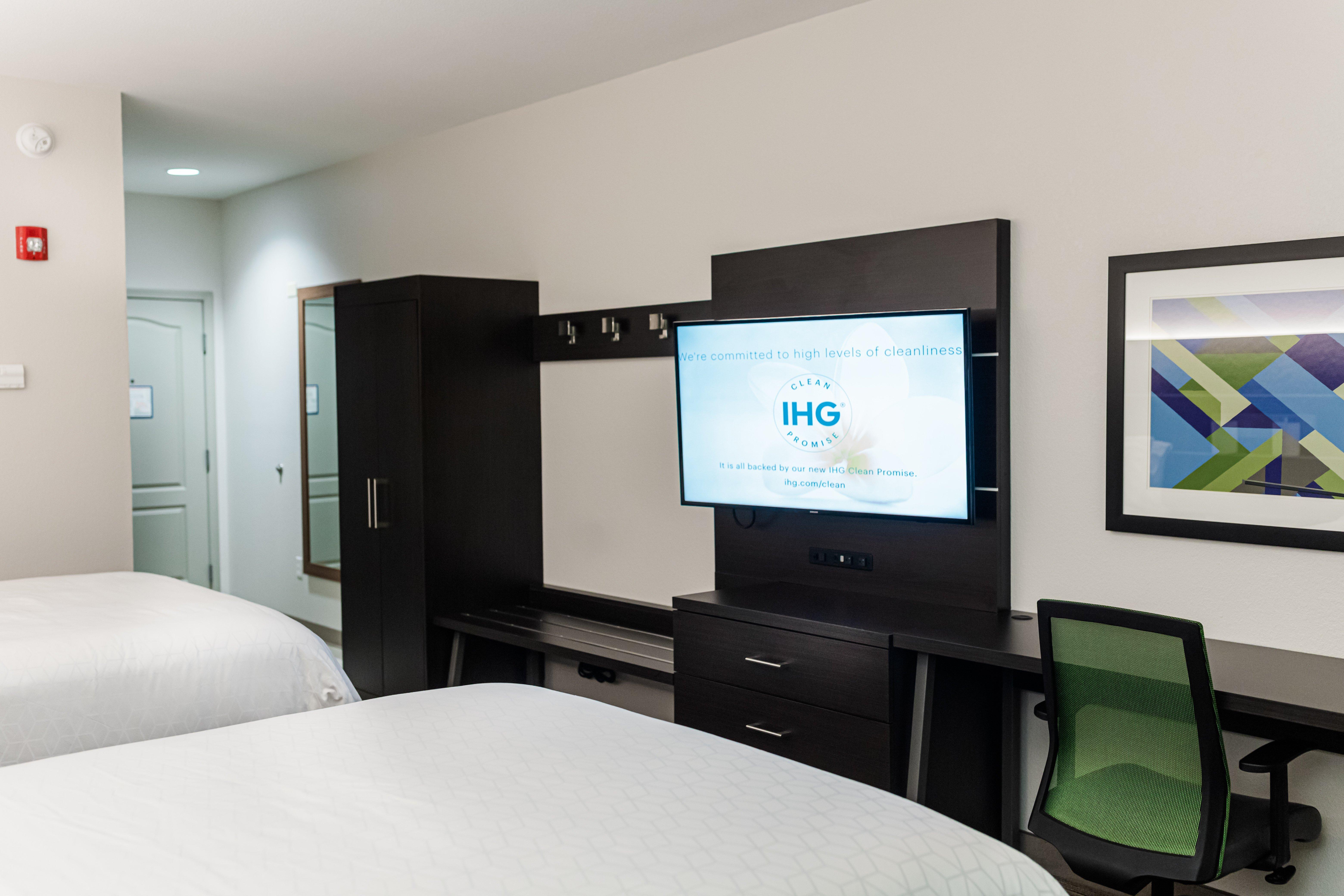 Holiday Inn Express Hotel & Suites Greenville By Ihg Exterior photo